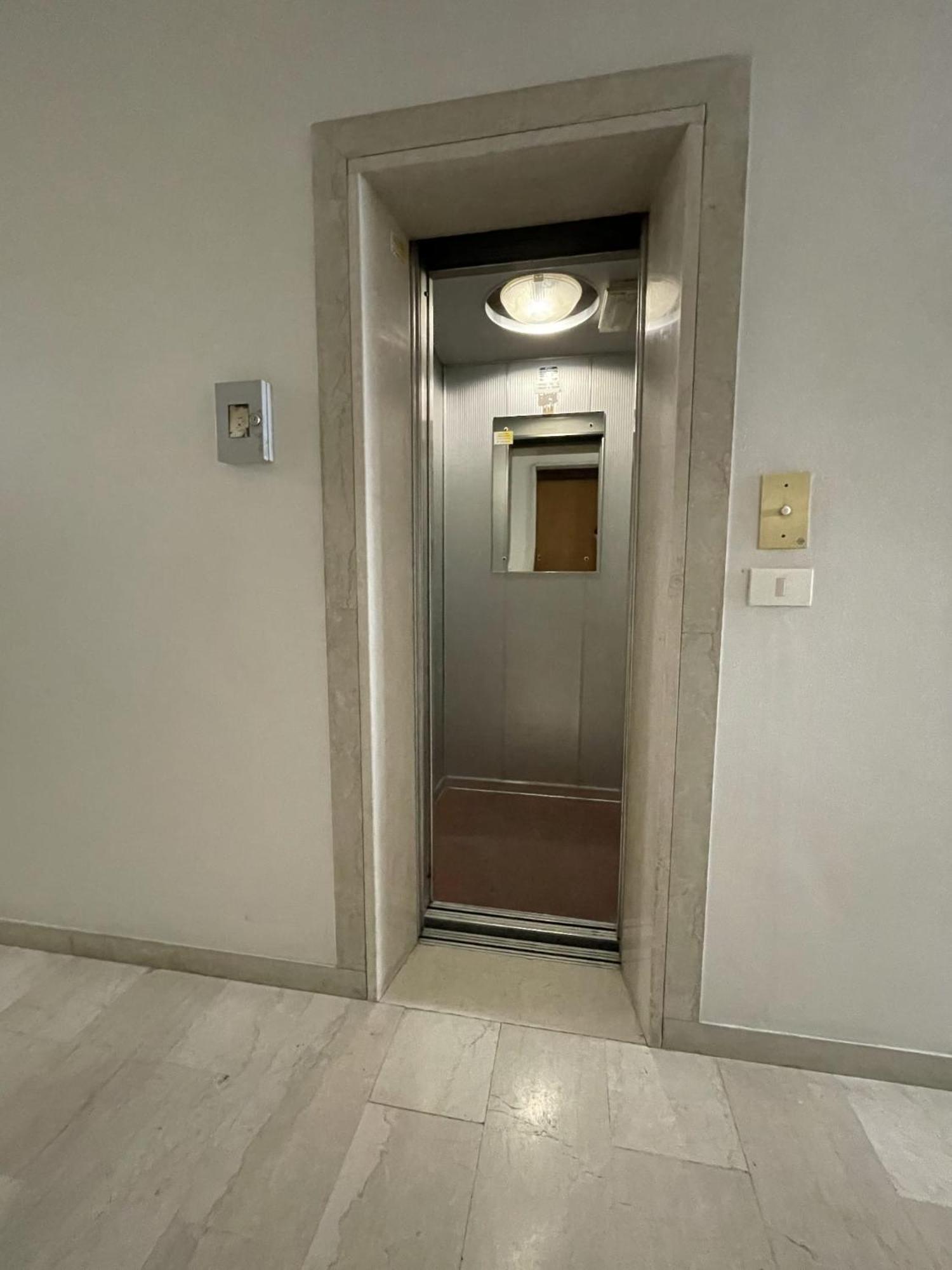 A Un Passo Dall'Ospedale Padova Exterior photo